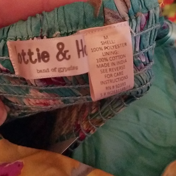 Lottie & Holly Medium Strappy Dress Medium - Picture 5 of 6